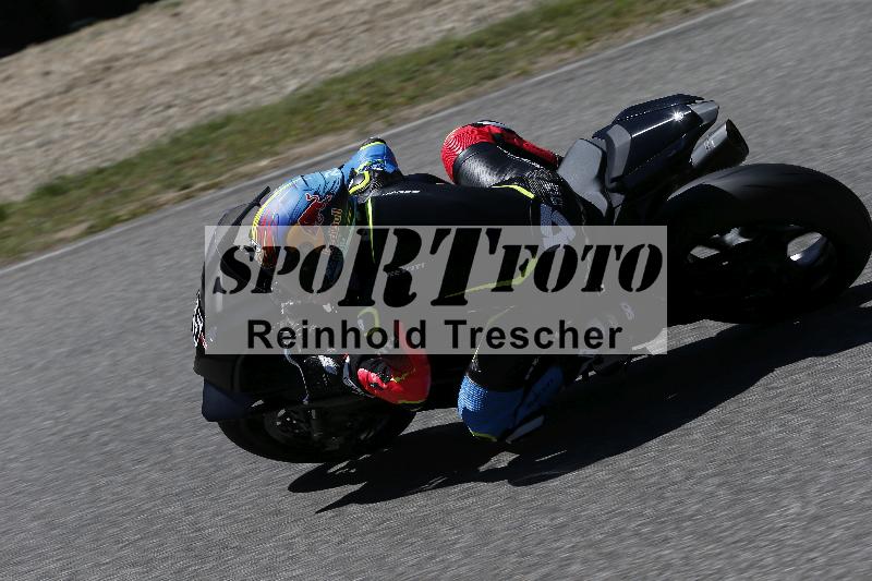 /15 22.05.2026  Plüss Moto Sport  Discover the Bike ADR /Gruppe rot - Race 3/55